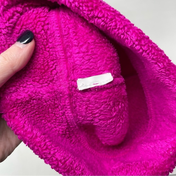 Girls The North Face Pink Osito Toboggan Hat - Picture 2 of 5